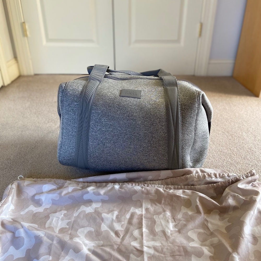 Dagne Dover Extra Large Landon carryall New!